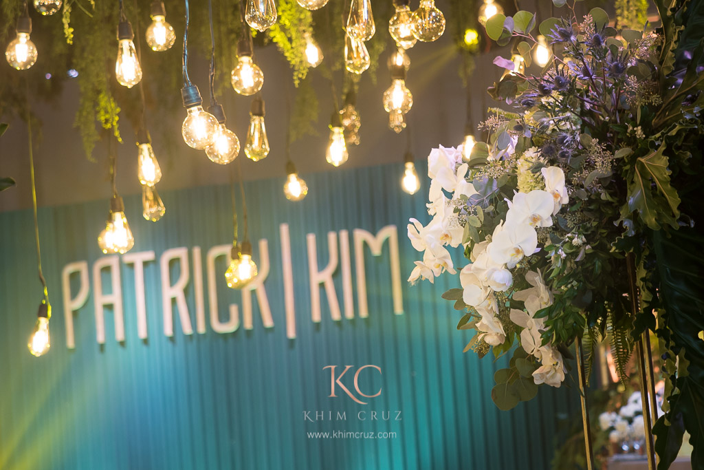 industrial wedding stage detail ceiling installation