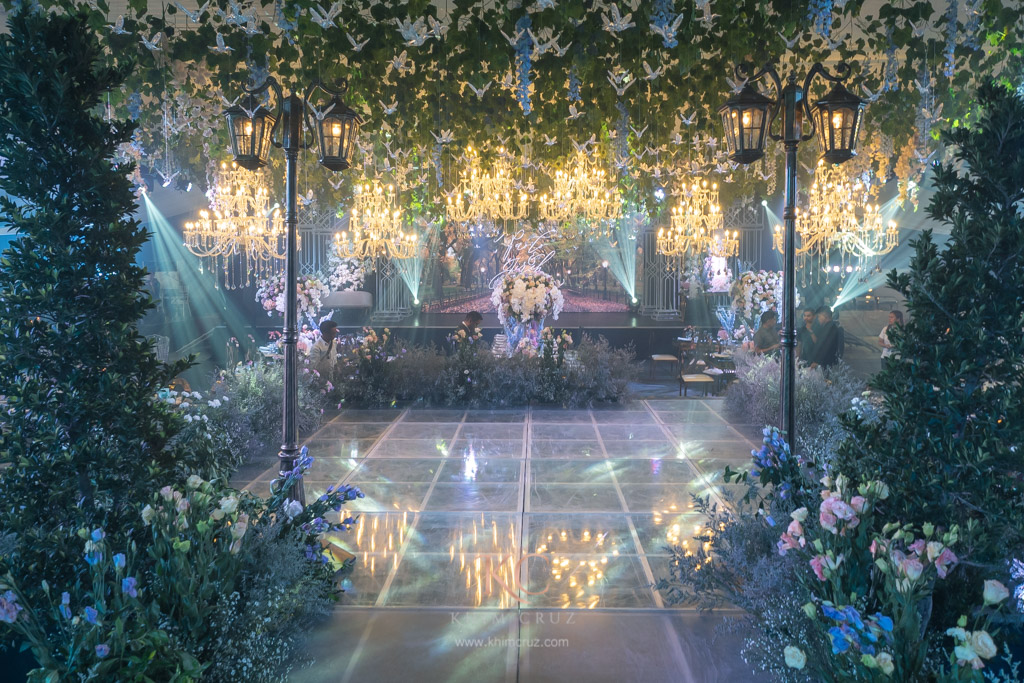 Spring season in Central Park New York inspired wedding dance floor