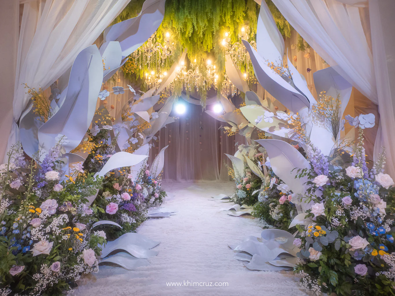 Spring Garden-inspired wedding of Carlo & Isabel - Khim Cruz | Wedding ...