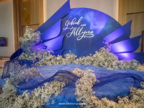 photo area featuring a celestial arrangement of fresh gypsophila designed for a celestial-themed Salangguni