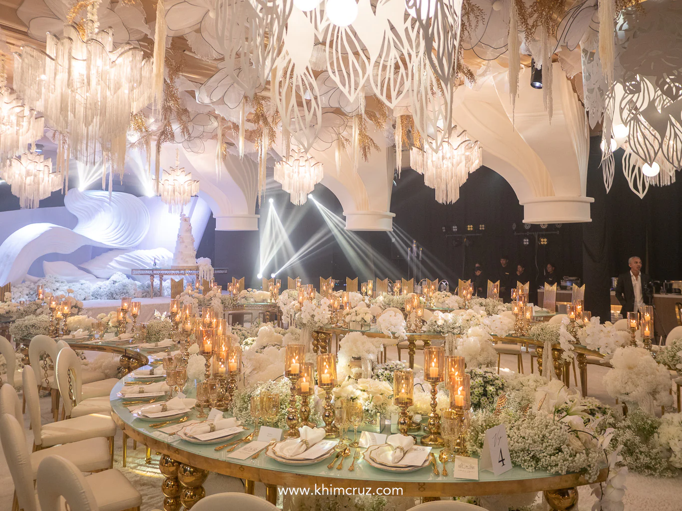 a dreamy wedding that blends dreamy ethereal elements with elegant refined details